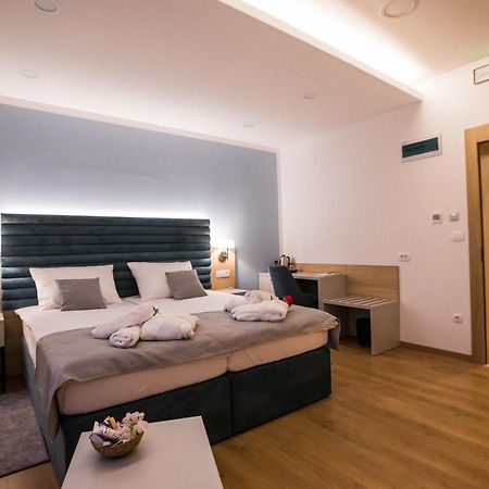Klecka Vila B&B Rooms Ogulin Exteriör bild