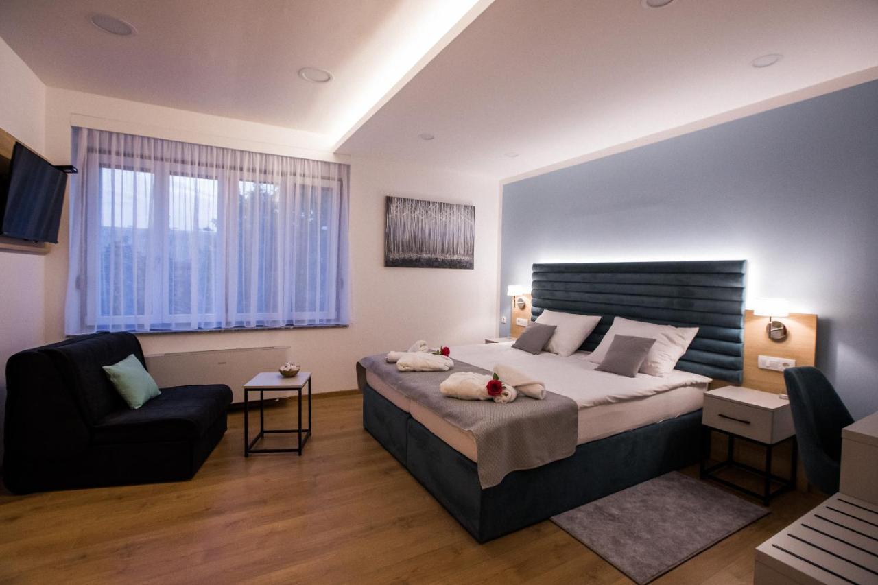 Klecka Vila B&B Rooms Ogulin Exteriör bild